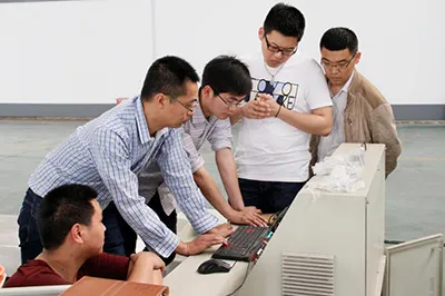 Сервис и поддержка