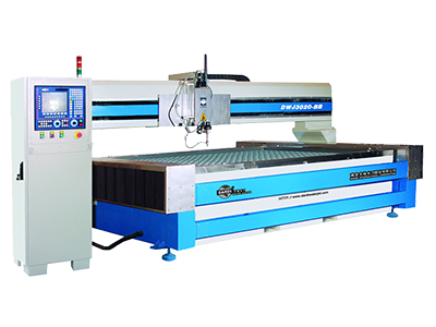 Портальный пятиосевой станок гидроабразивной резки DWJ3020